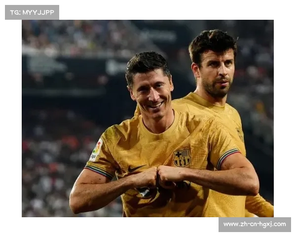 欧预赛失利形势严峻 莱万向球迷深情道歉并呼吁团结