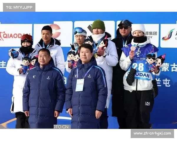 世界自由式滑雪锦标赛男子U型场地决赛精彩纷呈中国选手力压群雄夺金